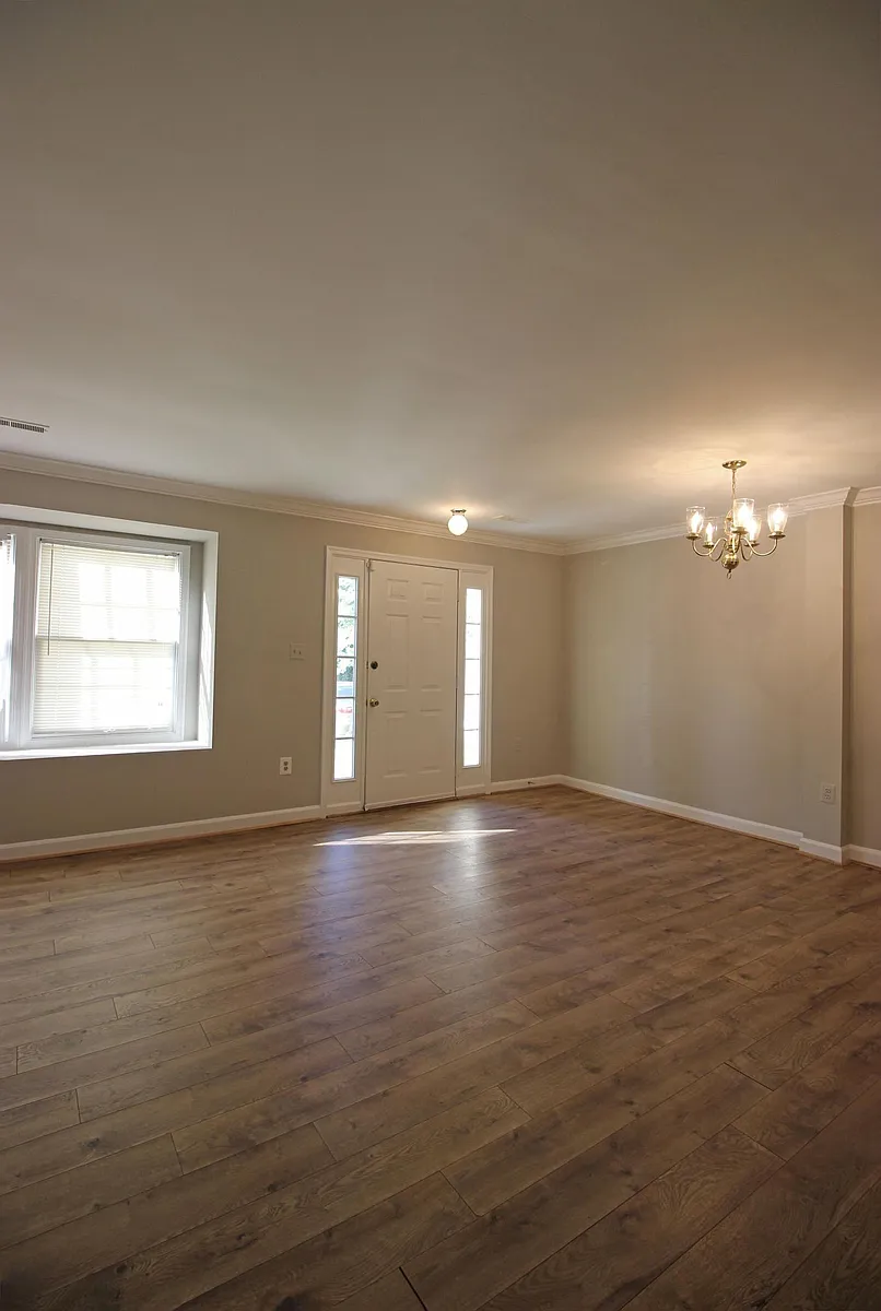 Building Photo - 3803 Salemway Ct