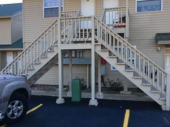 2nd image of 179 River Mill Ct