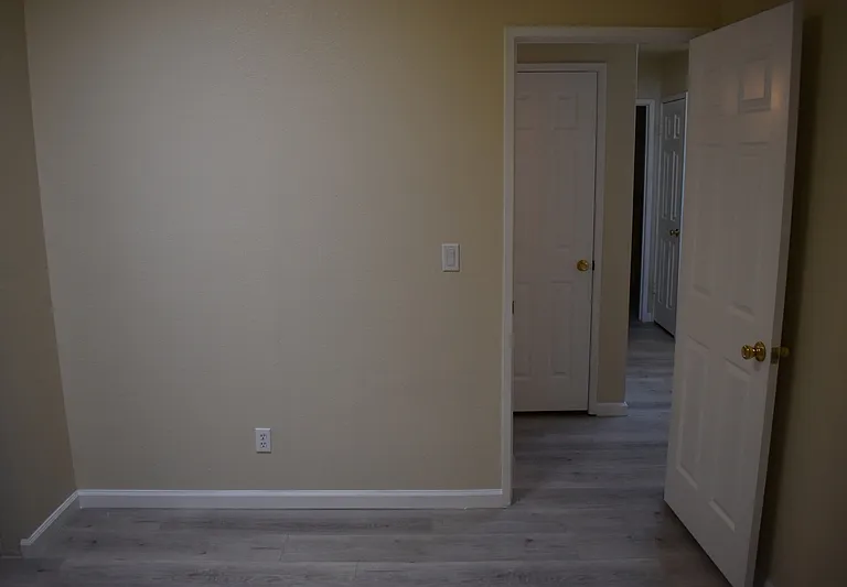 4790 Winona Way — Photo 20