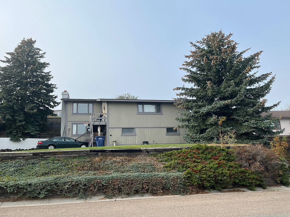 1st image of 2722 Fern Dr