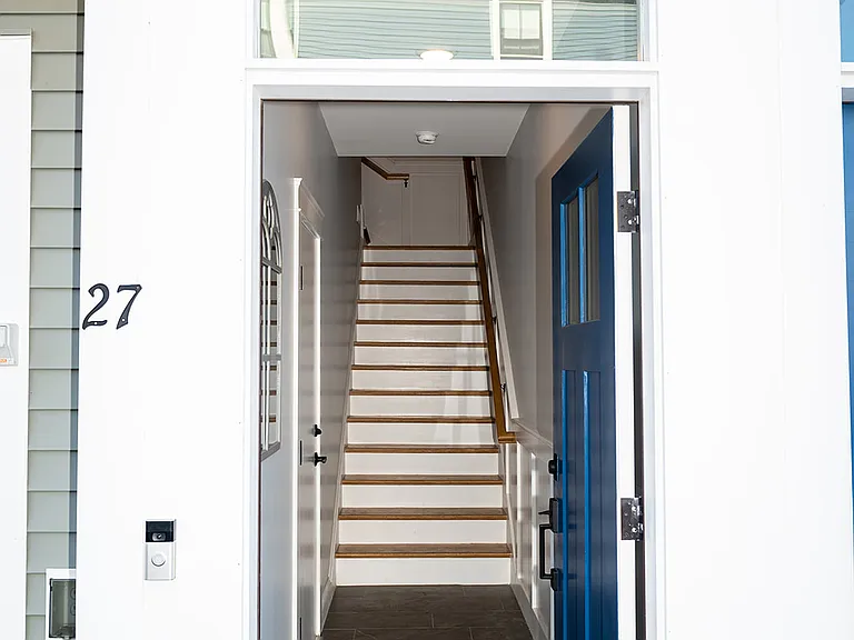 30 Cate St #27 — Photo 35