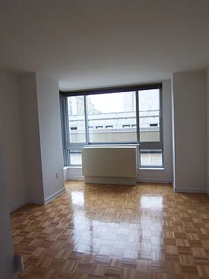 Rented by Keller Williams NYC | media 29