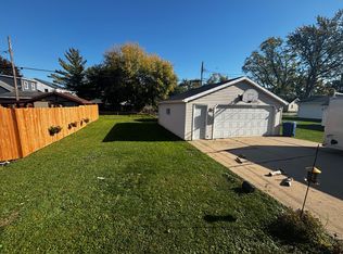 1335 Wirtz Ave, Green Bay, WI 54304