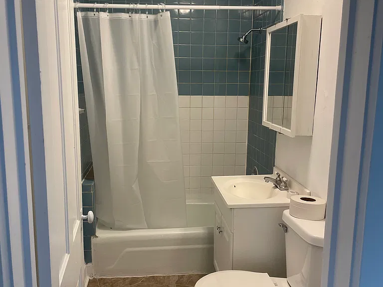 10427 Northwestern Ave #3 — Photo 3
