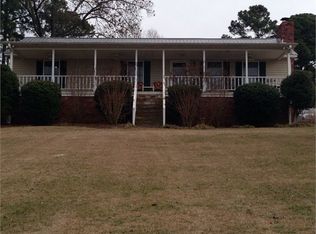 766 Sailclub Rd, Hartsville, SC 29550