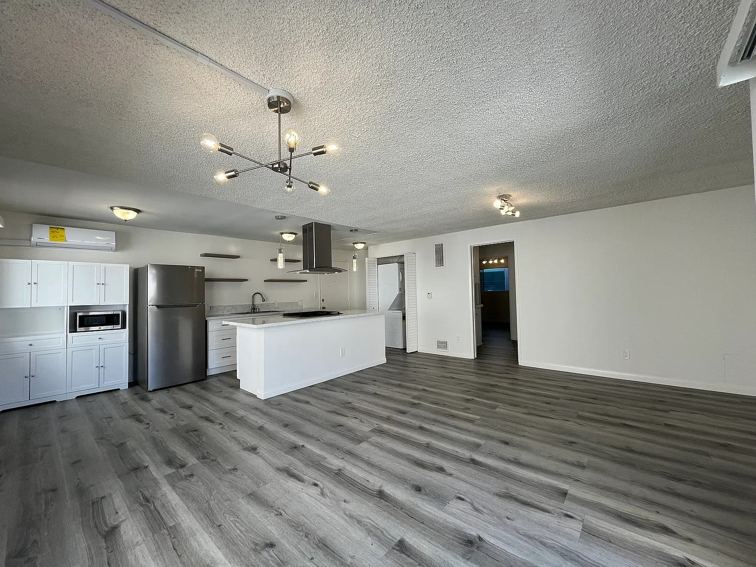 2 bed, $3,494 — Photo 4