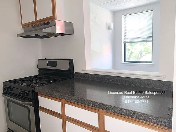 3rd image of 112 W 128th St #2