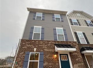 910 Marston St, Suffolk, VA 23435