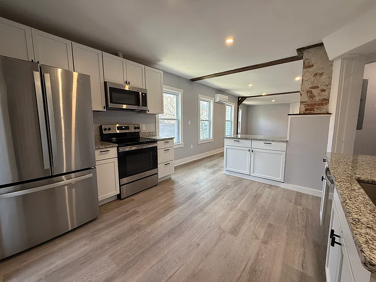176 Church St #2 — Photo 1