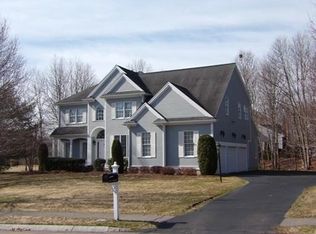 59 Old Stable Dr, Mansfield, MA 02048