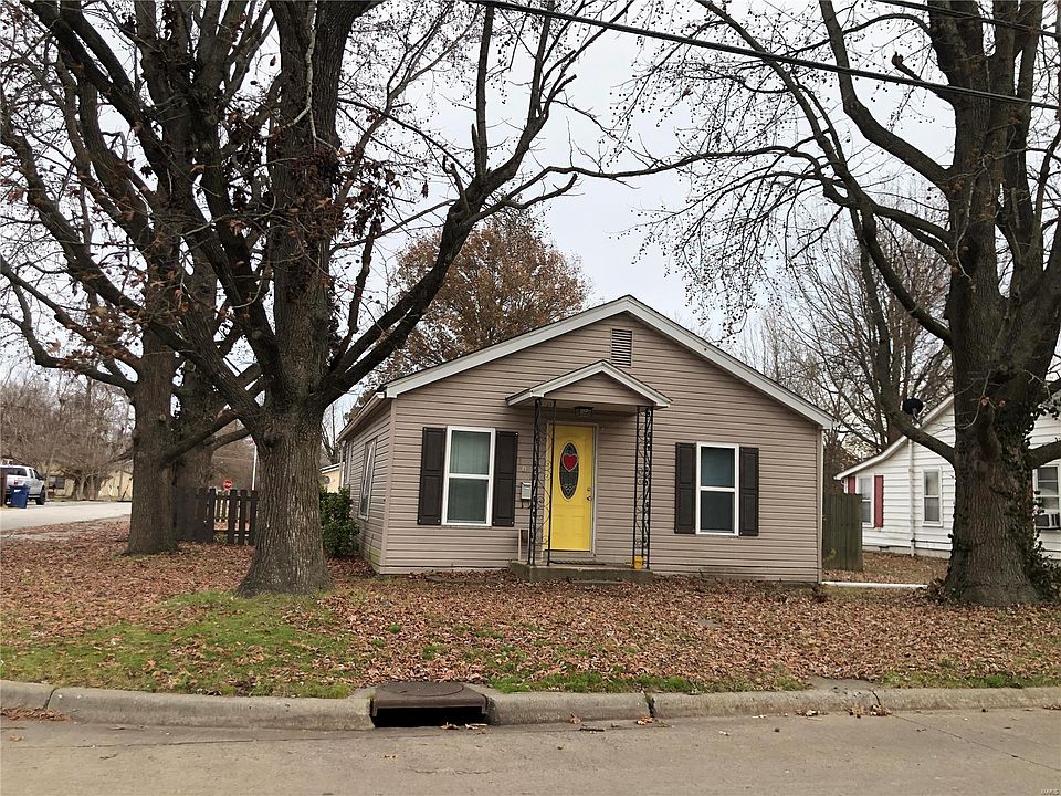 1st image of 701 S Russell St