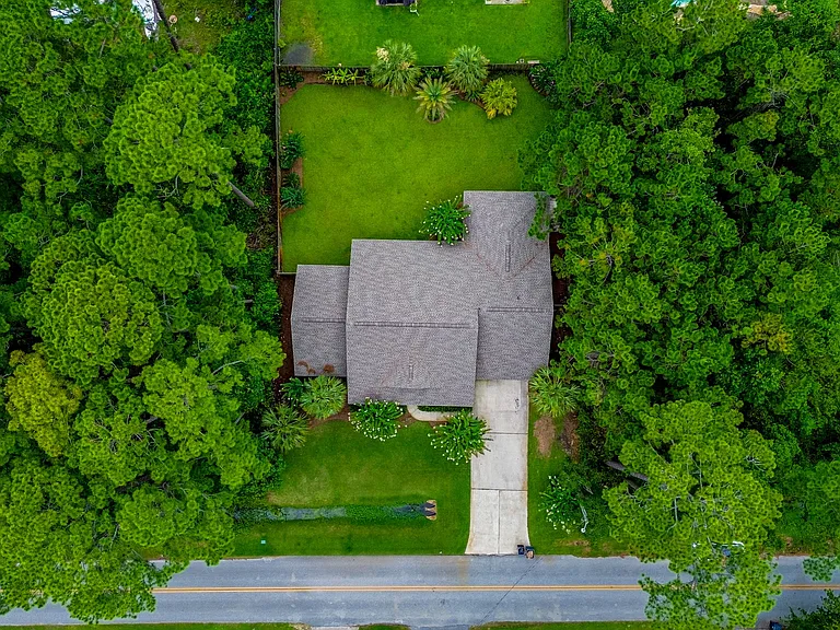615 Shore Dr — Photo 6