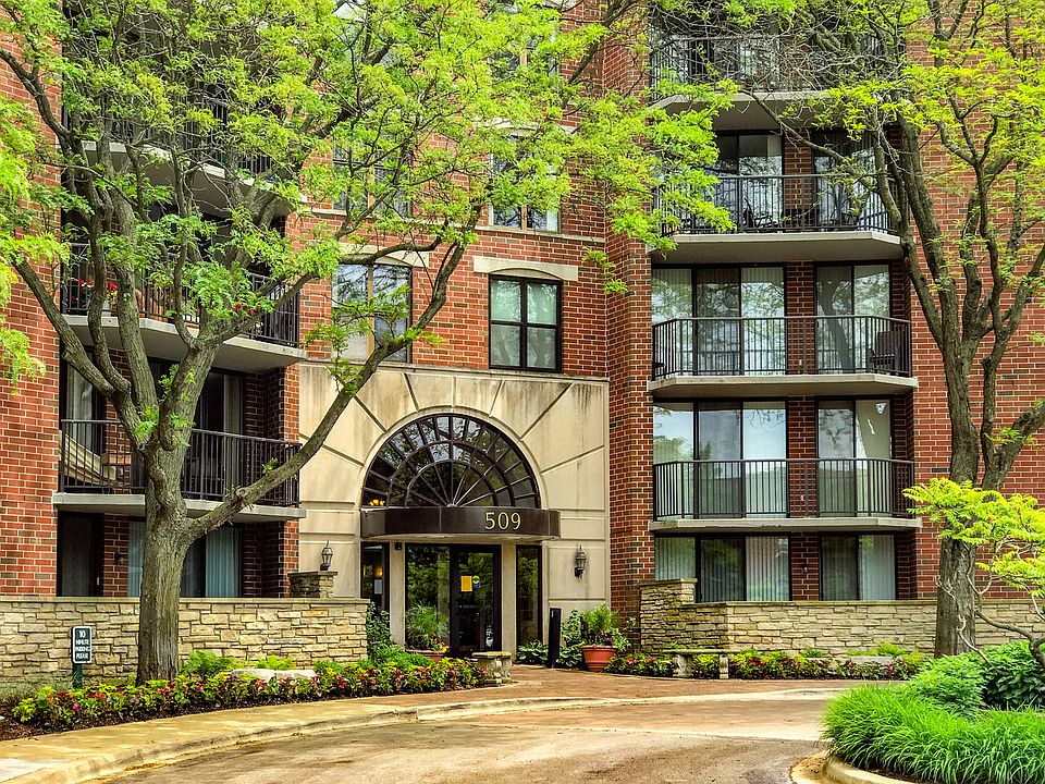 1st image of 509 Aurora Ave Unit 203