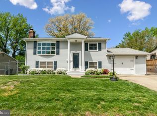 13320 Hillendale Dr, Woodbridge, VA 22193