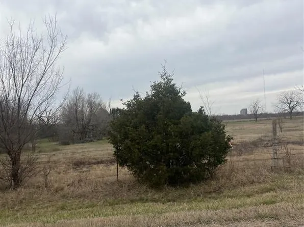 8325 Ridgeway Rd, Oklahoma City, OK 73131