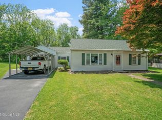 6 Tremont Dr, Nassau, NY 12123