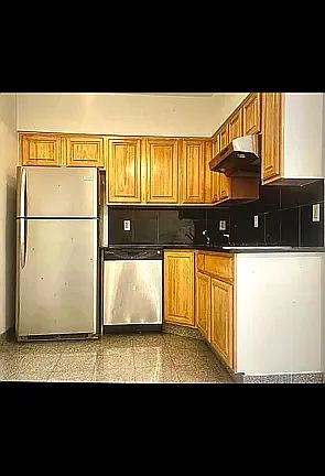 2nd image of 146 Attorney St APT 2B