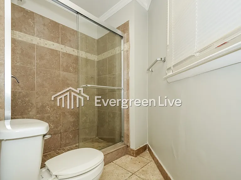 237 Russet Woods Dr — Photo 14