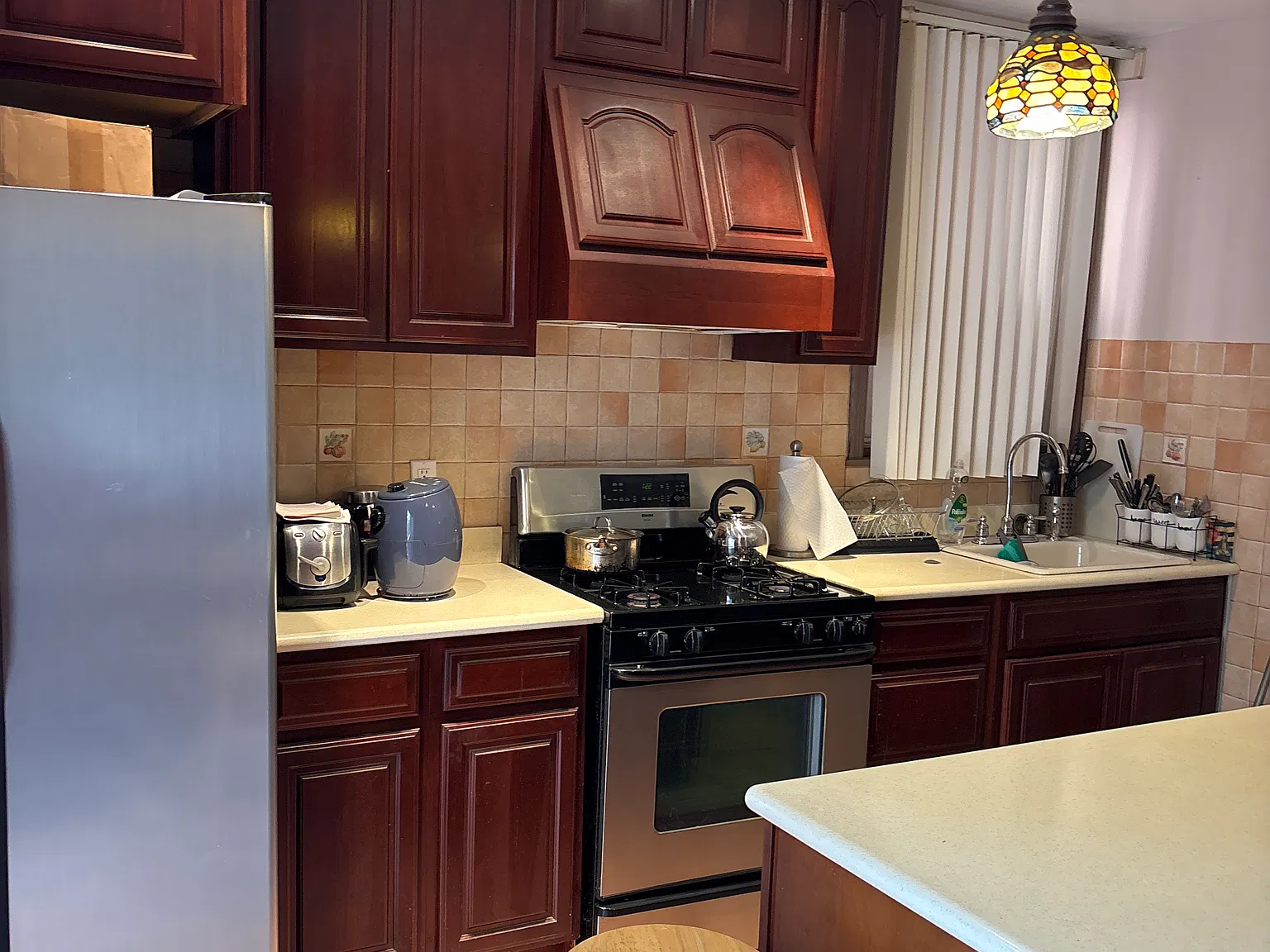 2 bed, 650 sqft, $2,950 — Photo 2