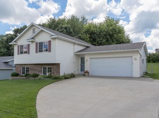 4430 7th St NW, Rochester, MN 55901