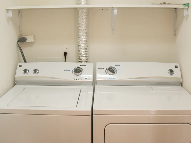 Princeton Circle West Apartments — Photo 137