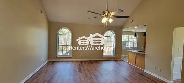 4745 King Saul Dr — Photo 43