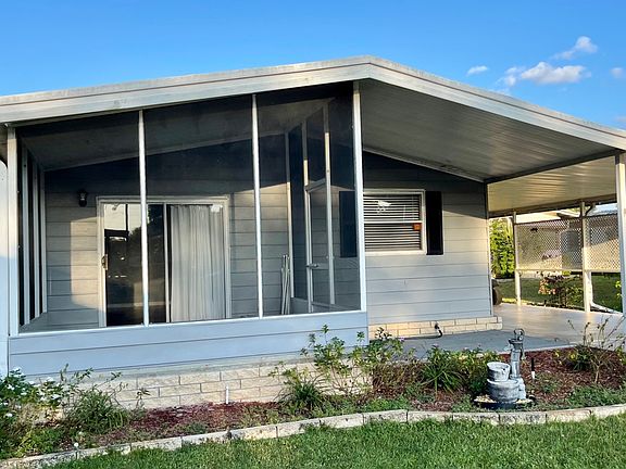 4th image of 205 Mulberry Cir