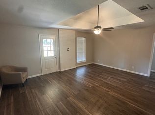 3810 Sage Trail Dr, Paris, TX 75460