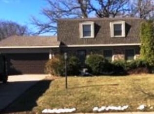 2808 Highland Dr, Burnsville, MN 55337