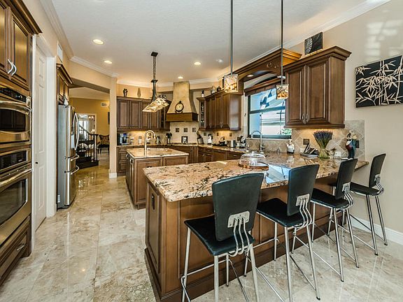 4th image of 3241 Gulf Blvd