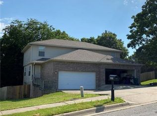 2272 E Cinnamon Way #B, Fayetteville, AR 72703