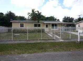 1260 NE 207th Ter, Miami, FL 33179