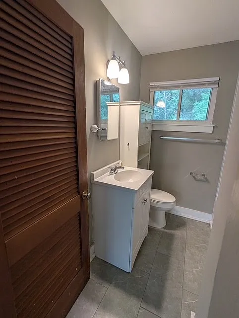 Glendon Drive — Photo 4
