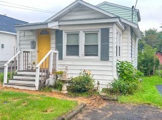 5 Hudson Ave W, Rensselaer, NY 12144