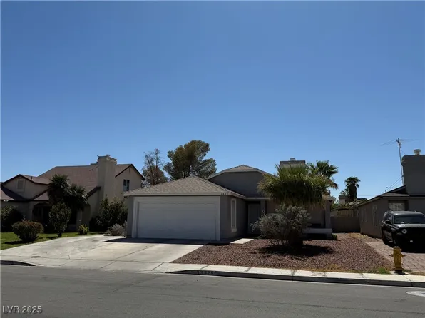 3829 Northern Light Dr, Las Vegas, NV 89115