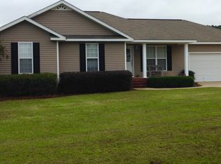377 Peteet St, Rainbow City, AL 35906