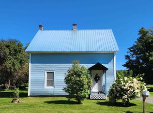 204 Hall Stream Road, Canaan, VT 05902