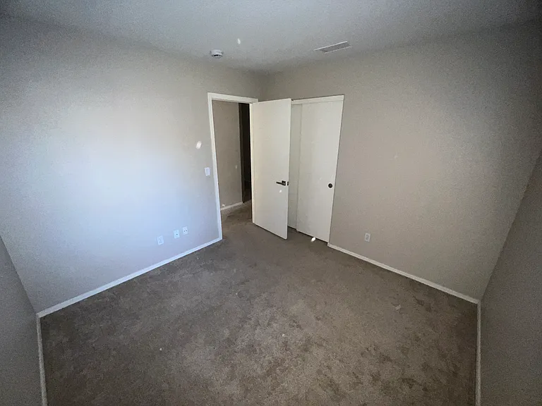 13709 W Cottonwood St — Photo 27