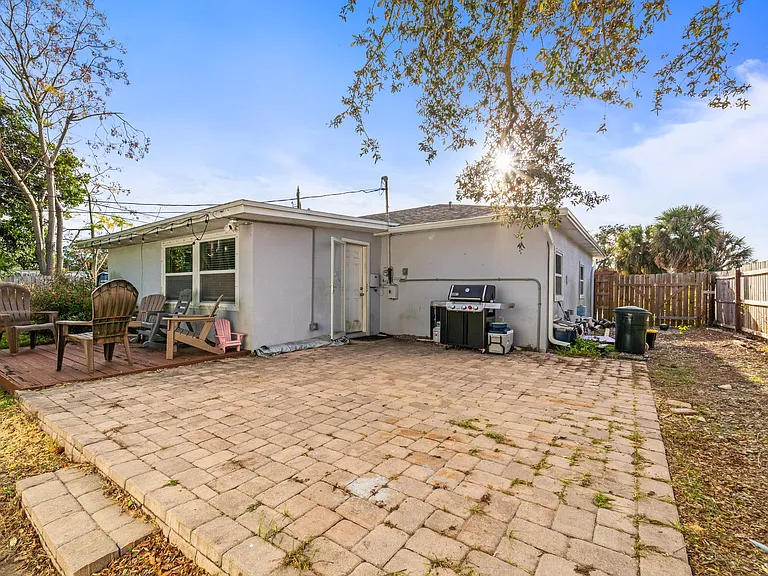 5120 Aragon Way S — Photo 38