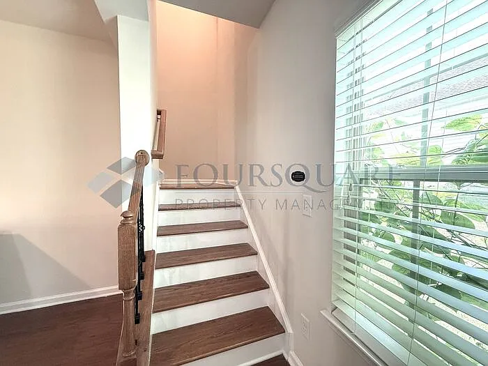 1016 Hildebran Ln — Photo 26