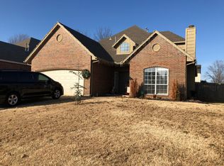 4104 W Queens St, Broken Arrow, OK 74012