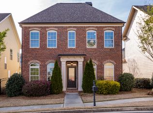 7520 Winthrop Rd, Alpharetta, GA 30005