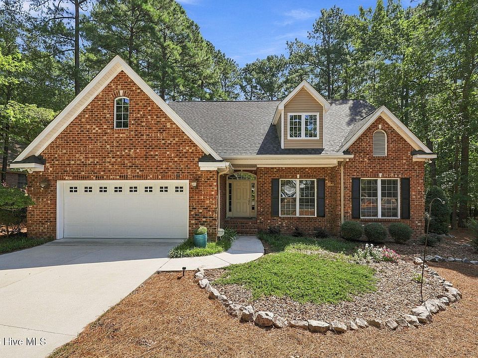 1st image of 12 Cedar Lane