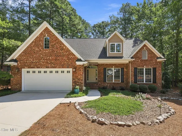 12 Cedar Lane, Pinehurst, NC 28374