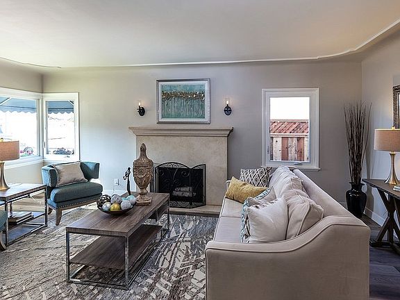 3rd image of 564 Irving Ave