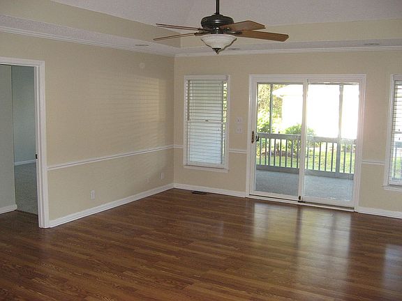 Entry Way View 