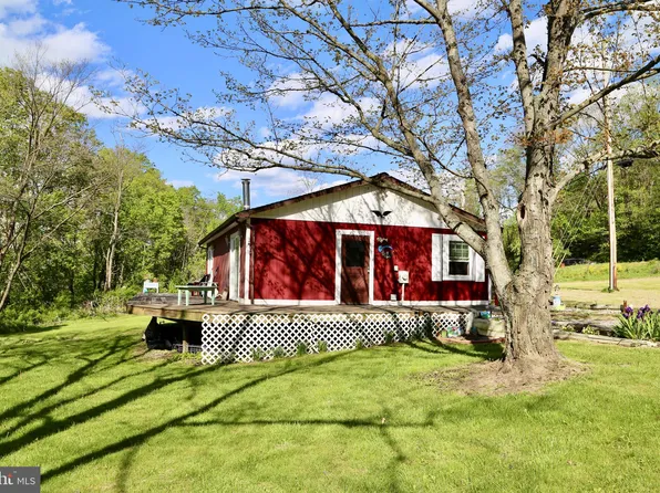 58 Lost City Dr, Lost City, WV 26810