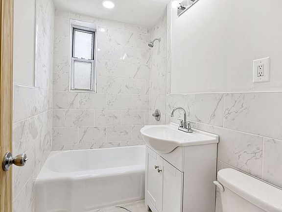 4th image of 3420 Avenue N #E