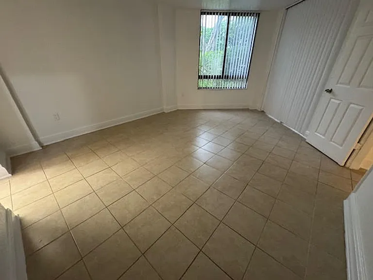 Fairway Views - 8740 NW 40 St Coral Springs, FL 33065 — Photo 4