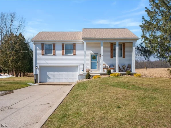 8848 Westfield Rd, Westfield Center, OH 44251